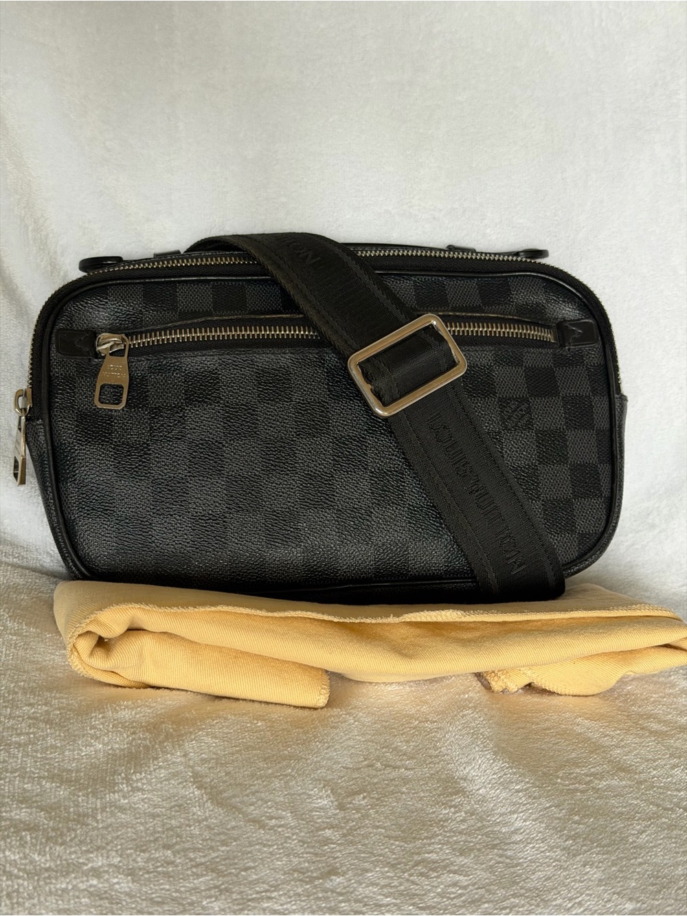 💞Louis Vuitton Damier Graphite Bumbag Bag